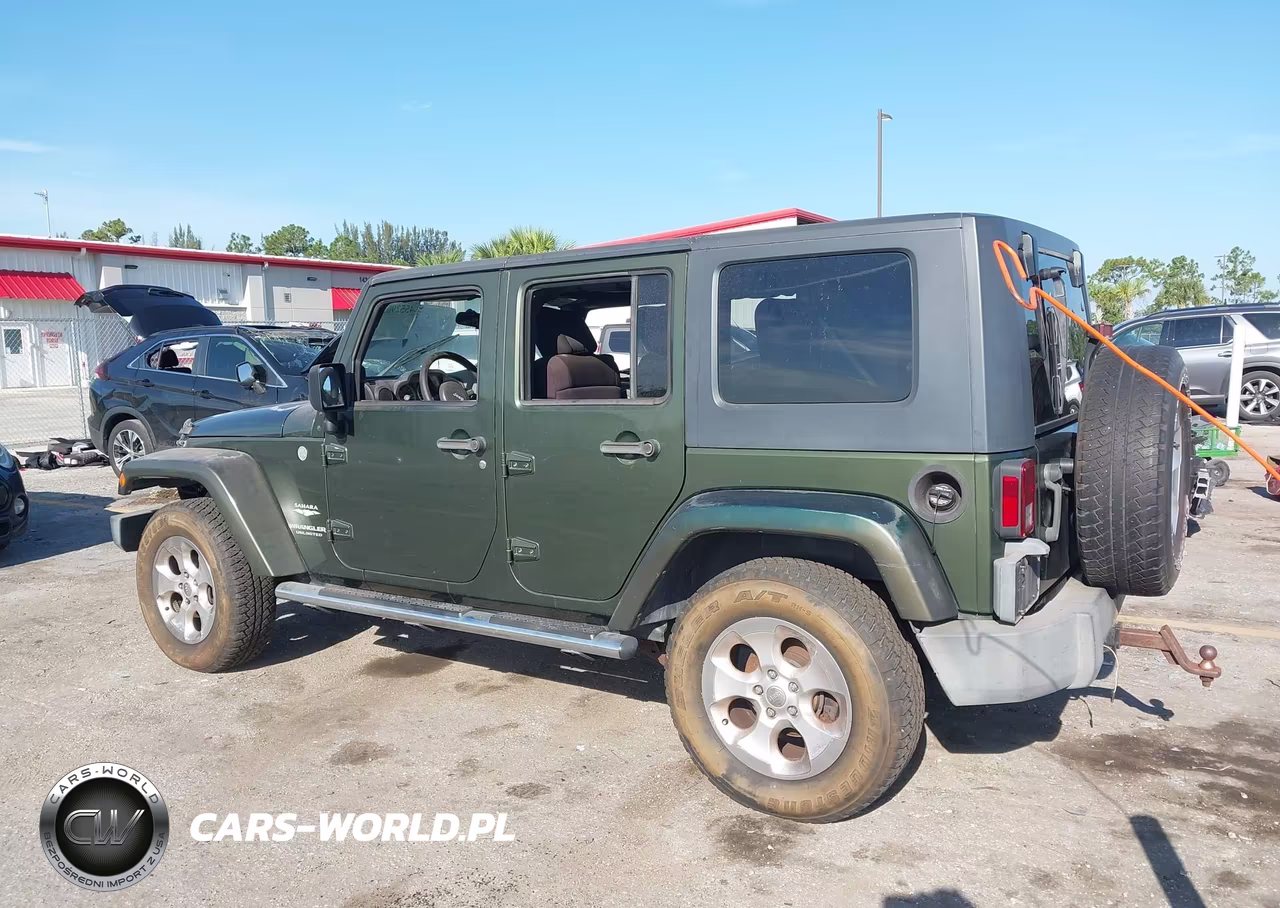 2007 Jeep Wrangler Unlimited Sahara VIN:1J4GA59187L157962 - 3