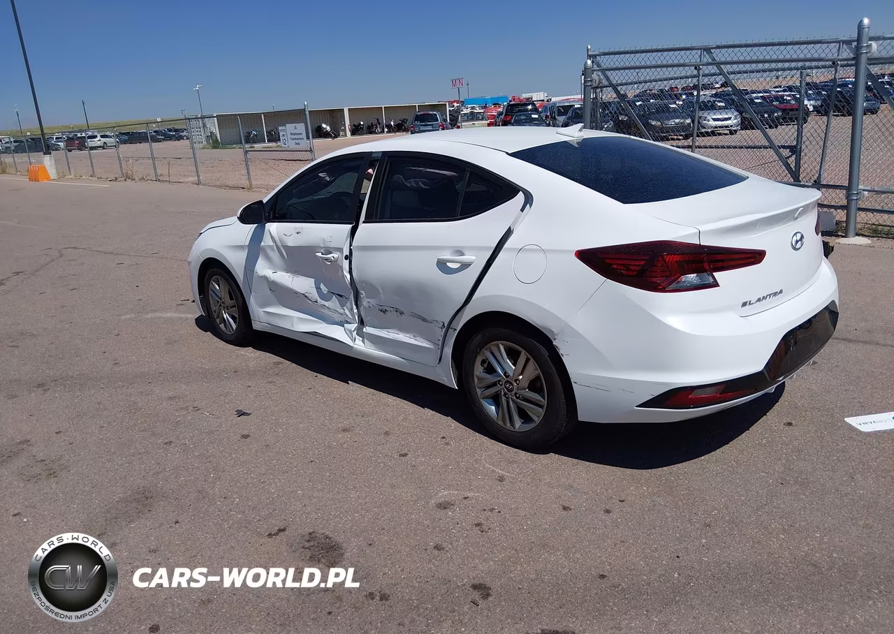 2020 Hyundai Elantra Sel VIN:5NPD84LF1LH512939 - 3