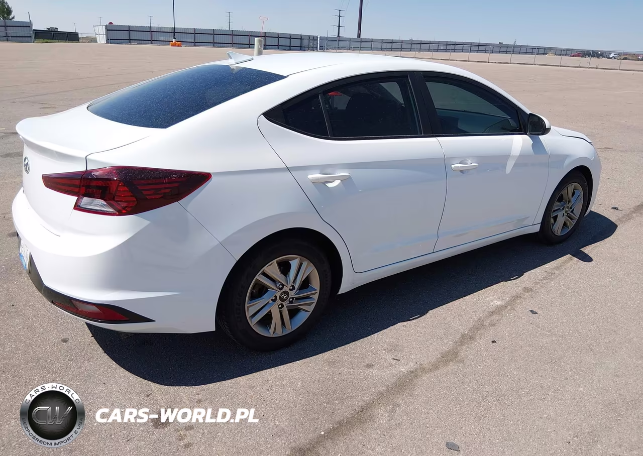 2020 Hyundai Elantra Sel VIN:5NPD84LF1LH512939 - 4