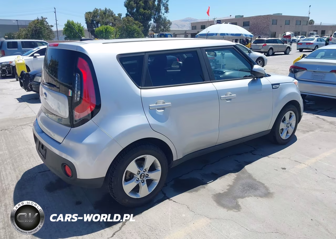 2017 Kia Soul VIN:KNDJN2A22H7463505 - 4