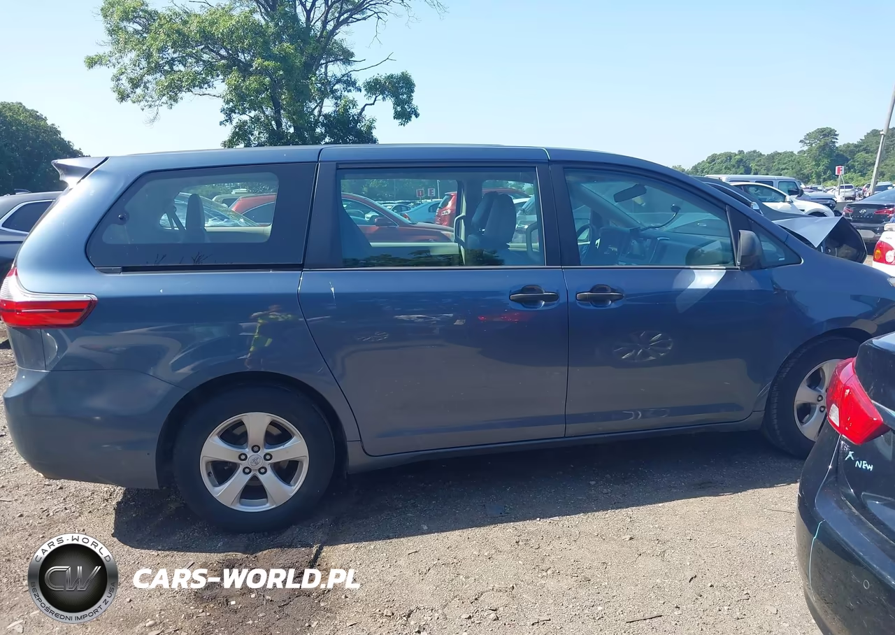 2015 Toyota Sienna L 7 Passenger VIN:5TDZK3DC3FS585962 - 13