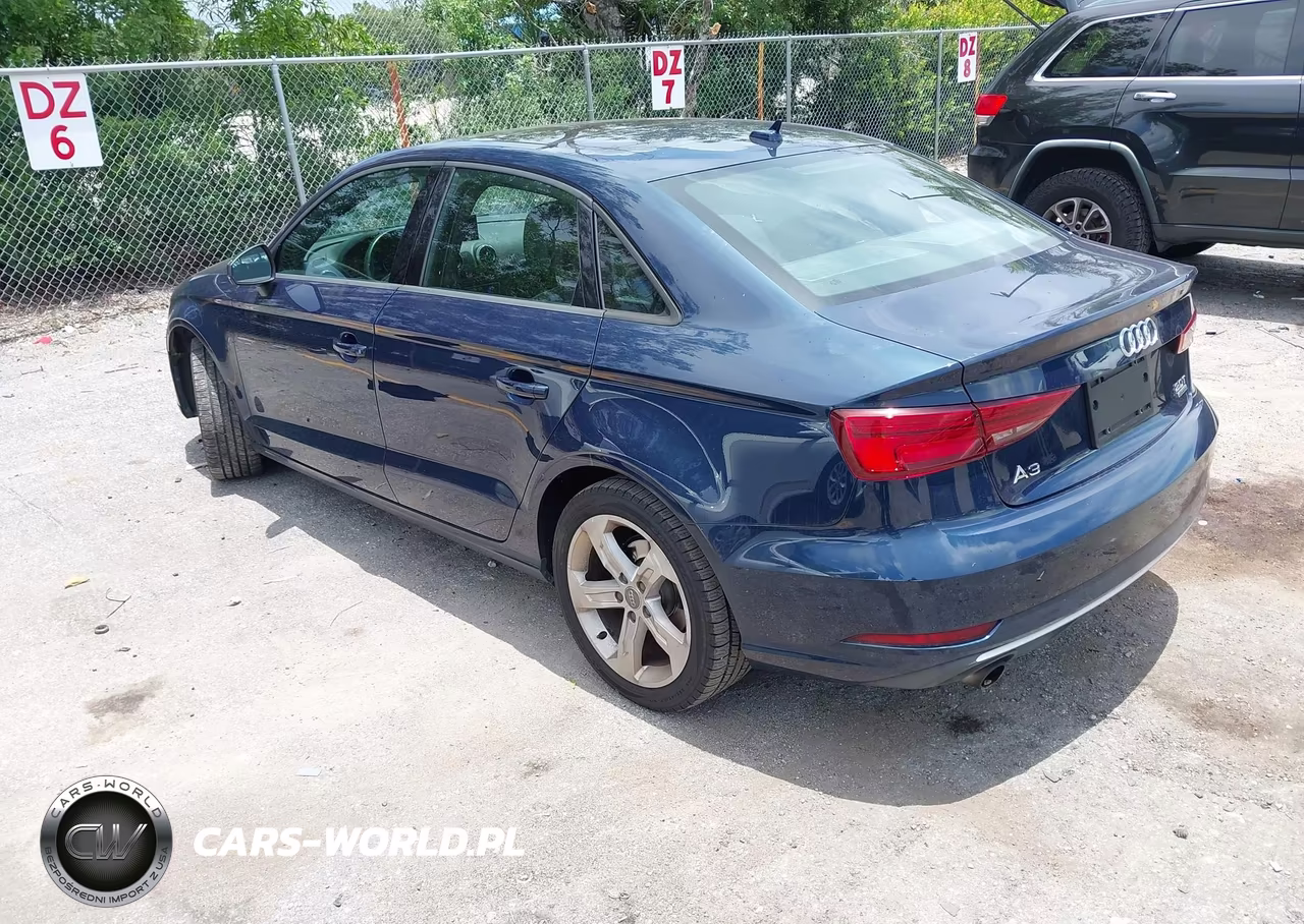 2018 Audi A3 2.0T Premium-2.0T Tech Premium VIN:WAUB8GFF1J1039422 - 3