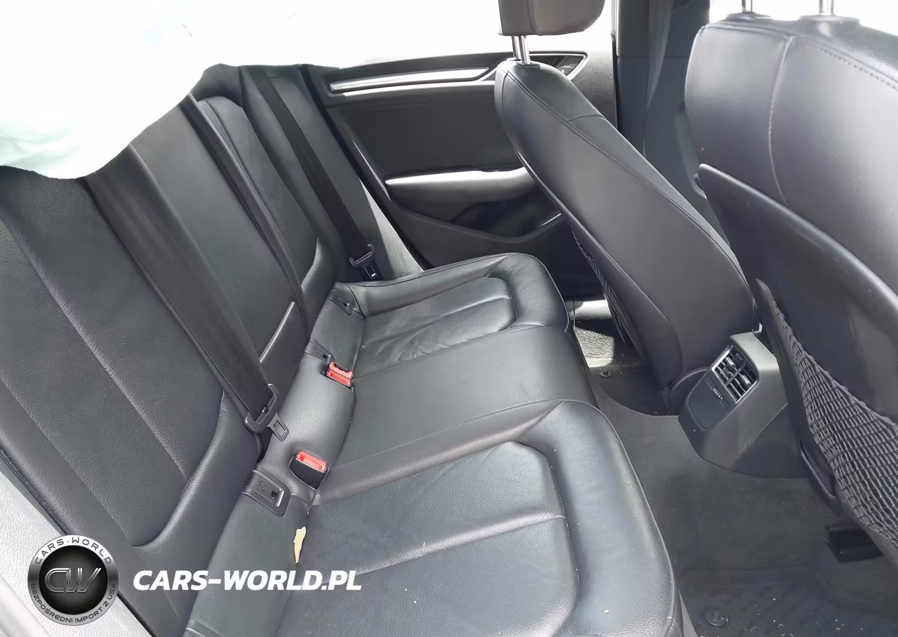 2018 Audi A3 2.0T Premium-2.0T Tech Premium VIN:WAUB8GFF1J1039422 - 8