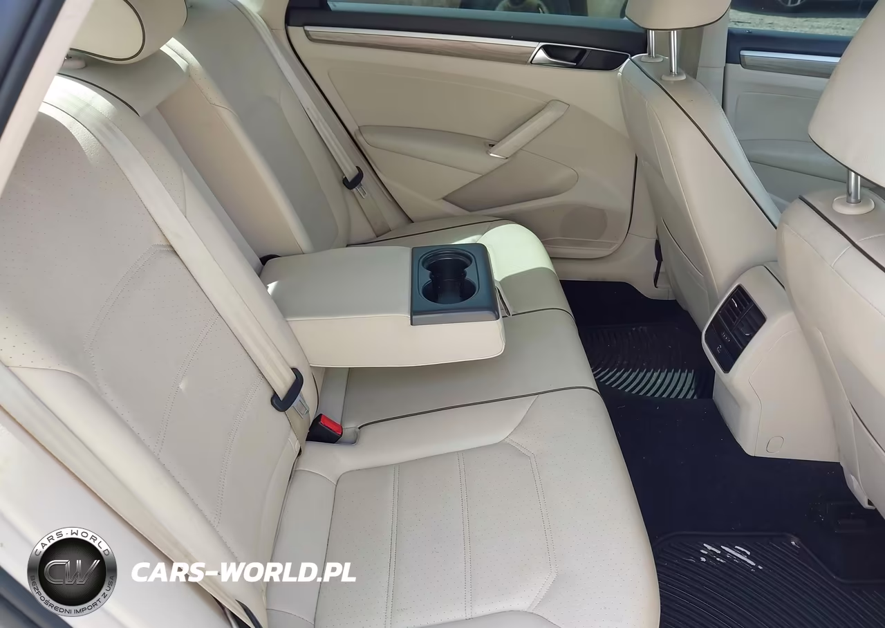 2018 Volkswagen Passat 2.0T Se VIN:1VWBA7A34JC022832 - 8