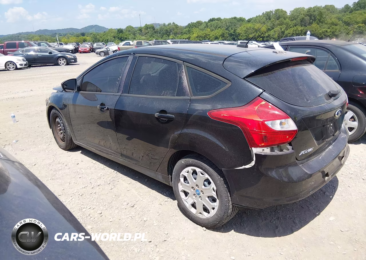 2012 Ford Focus Se VIN:1FAHP3K26CL338185 - 3