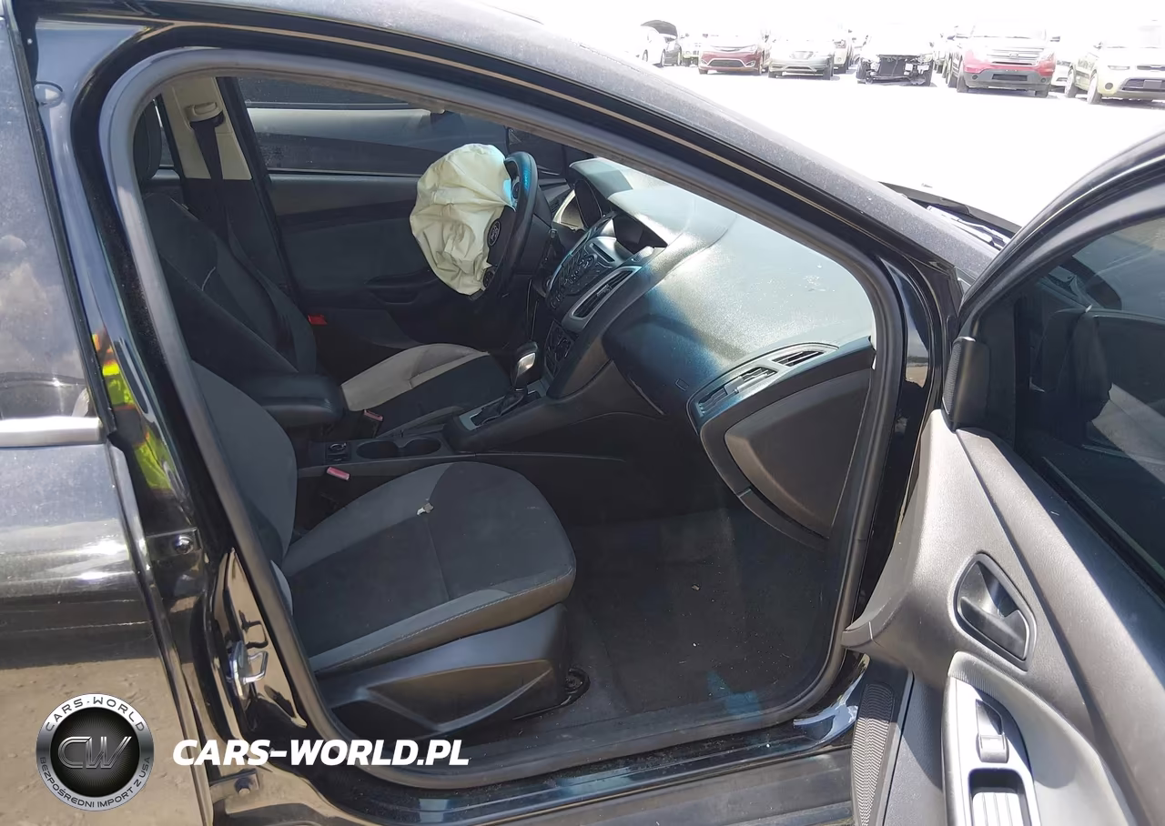 2012 Ford Focus Se VIN:1FAHP3K26CL338185 - 5