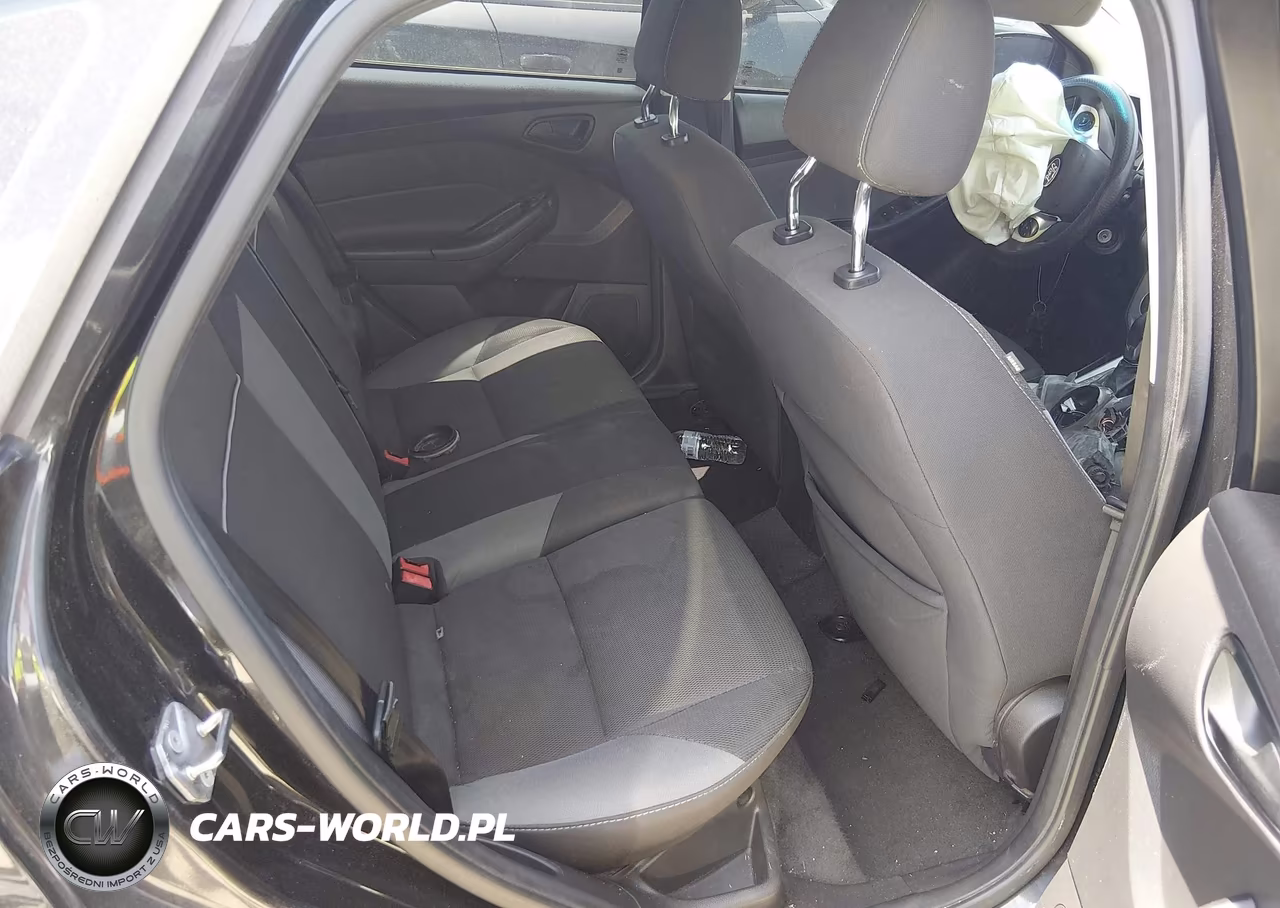 2012 Ford Focus Se VIN:1FAHP3K26CL338185 - 8