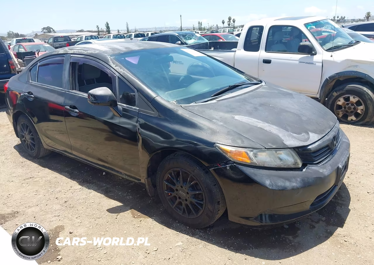 2012 Honda Civic Lx VIN:2HGFB2F58CH570235 - 1