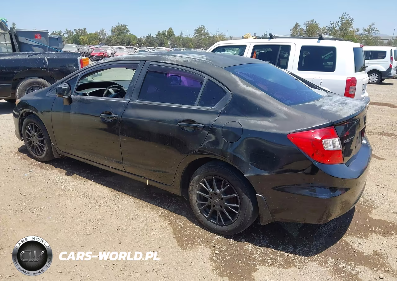 2012 Honda Civic Lx VIN:2HGFB2F58CH570235 - 3