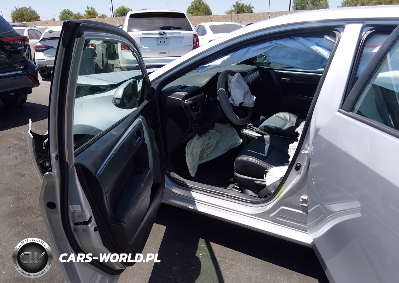 2016 Toyota Corolla S Plus VIN:5YFBURHE2GP366950 - 5