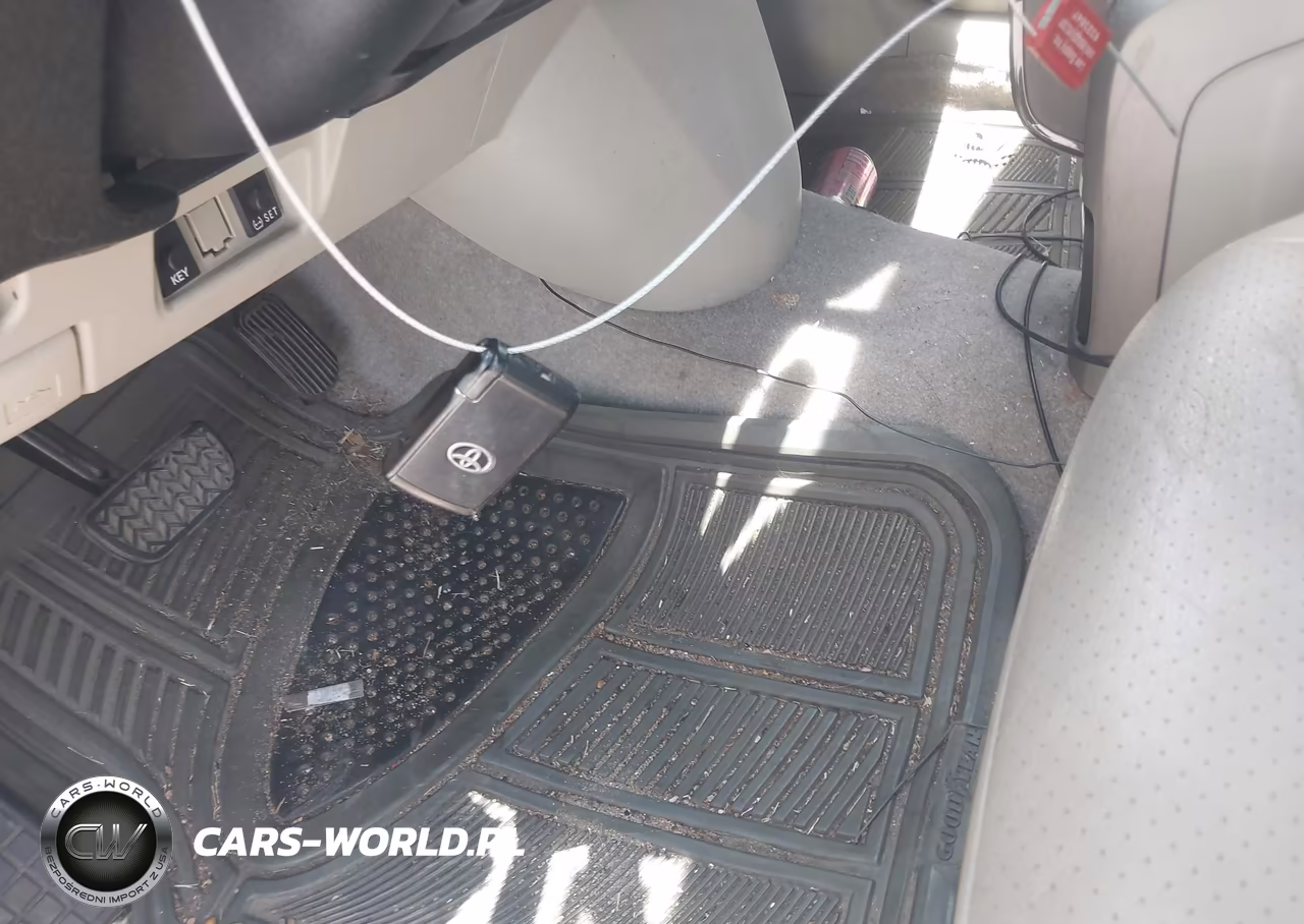 2007 Toyota Prius VIN:JTDKB20U277618178 - 11
