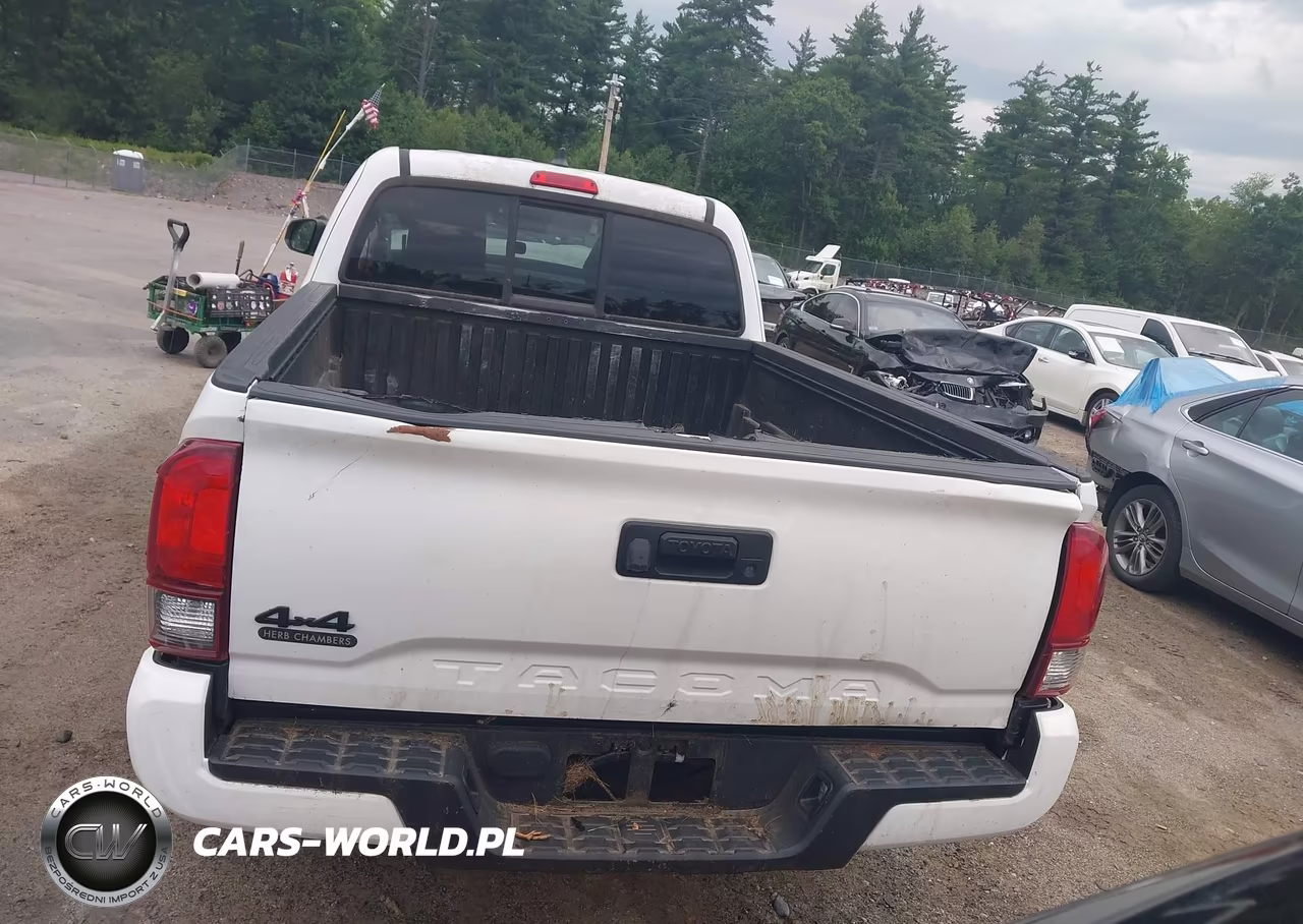 2020 Toyota Tacoma Sr VIN:5TFSX5EN0LX071412 - 17