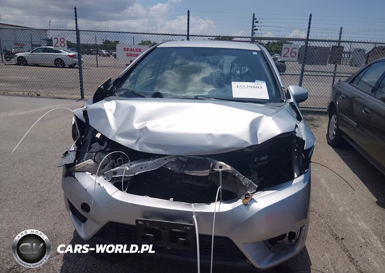 2015 Honda Fit Lx VIN:3HGGK5H56FM712025 - 12