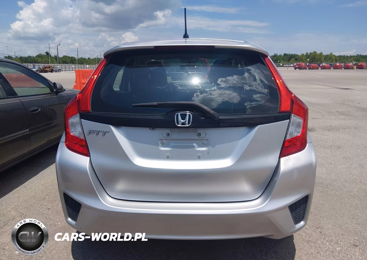 2015 Honda Fit Lx VIN:3HGGK5H56FM712025 - 16