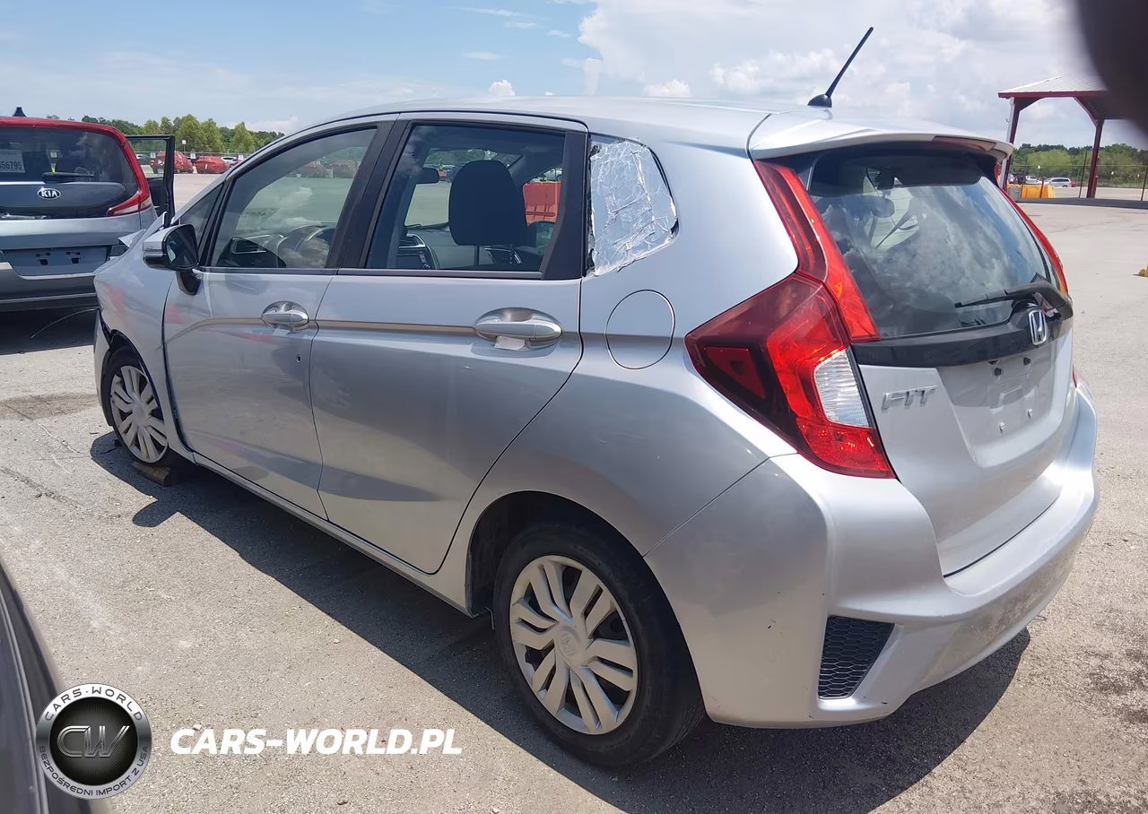 2015 Honda Fit Lx VIN:3HGGK5H56FM712025 - 3