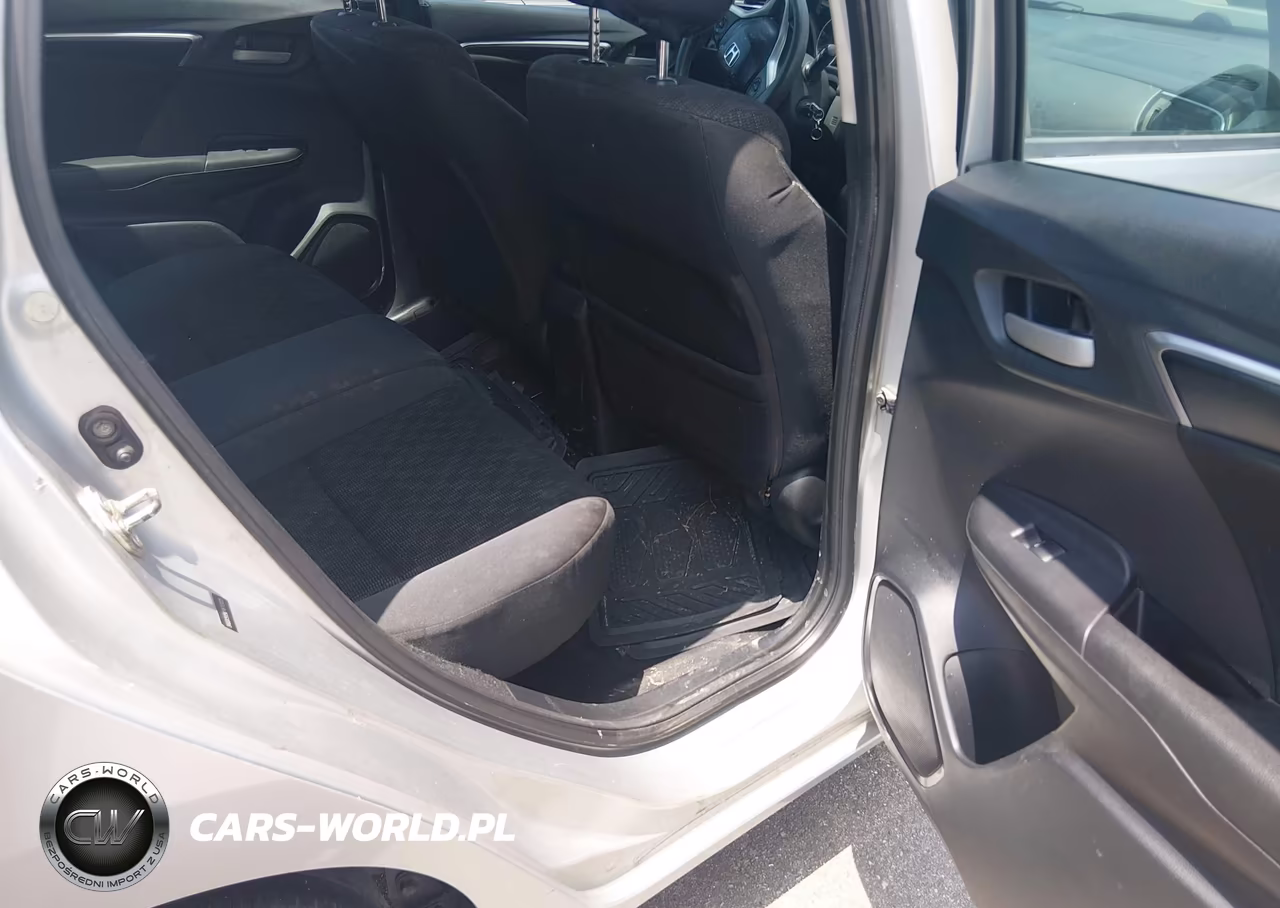 2015 Honda Fit Lx VIN:3HGGK5H56FM712025 - 8