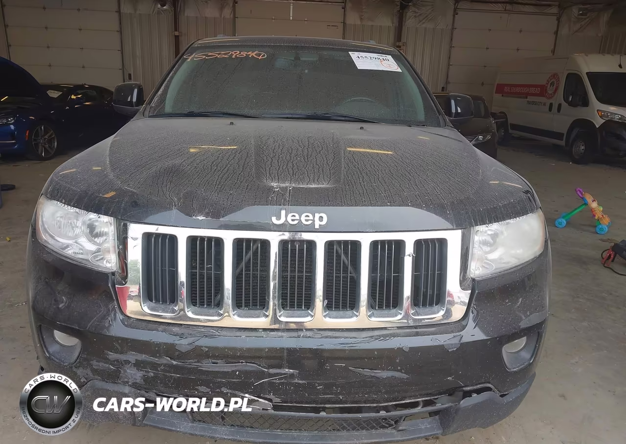2012 Jeep Grand Cherokee Laredo VIN:1C4RJFAG6CC184088 - 12