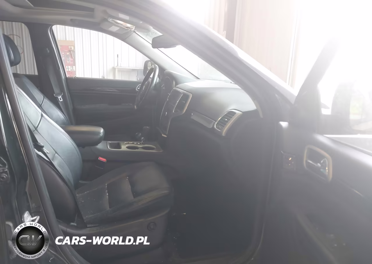 2012 Jeep Grand Cherokee Laredo VIN:1C4RJFAG6CC184088 - 5