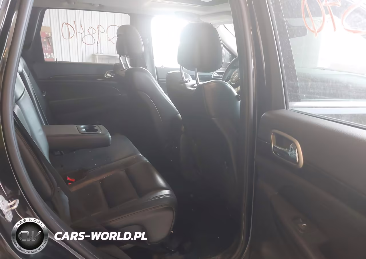 2012 Jeep Grand Cherokee Laredo VIN:1C4RJFAG6CC184088 - 8