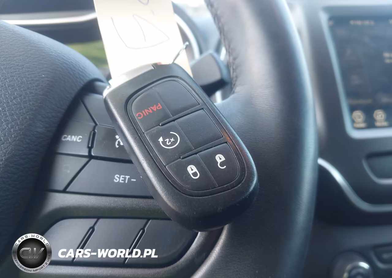 2019 Jeep Cherokee Trailhawk 4X4 VIN:1C4PJMBX7KD235942 - 11