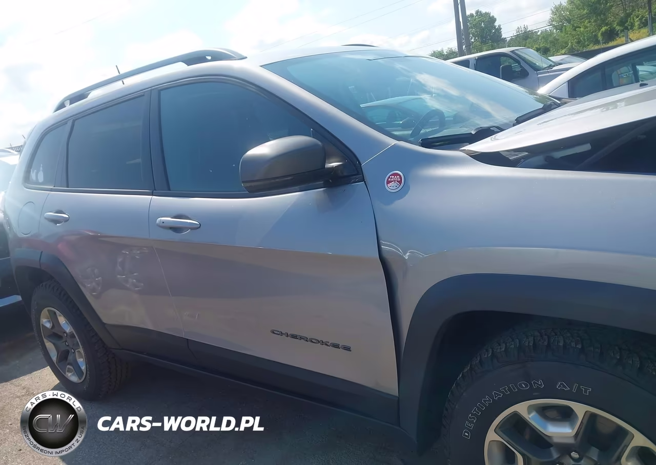 2019 Jeep Cherokee Trailhawk 4X4 VIN:1C4PJMBX7KD235942 - 13