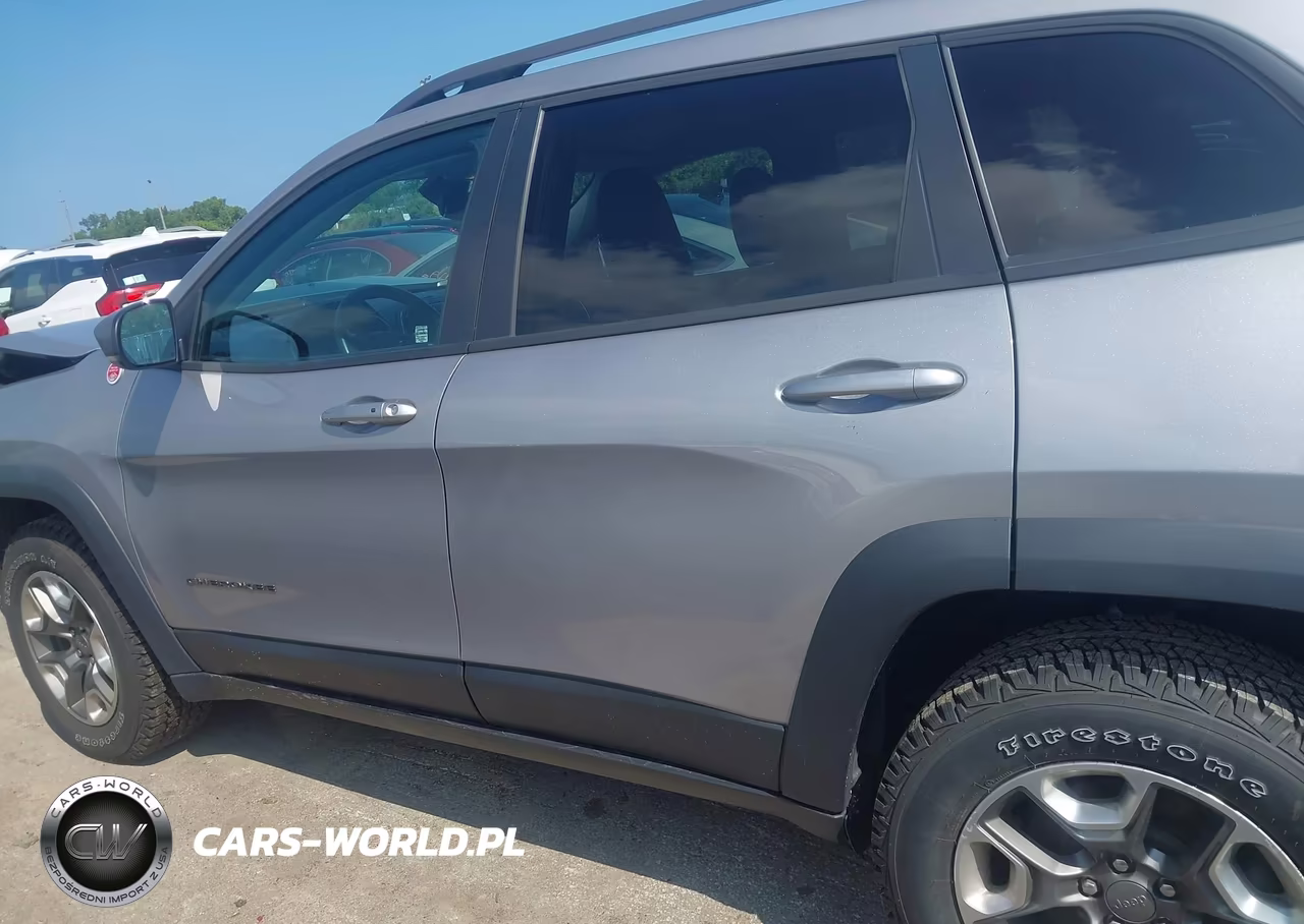 2019 Jeep Cherokee Trailhawk 4X4 VIN:1C4PJMBX7KD235942 - 14