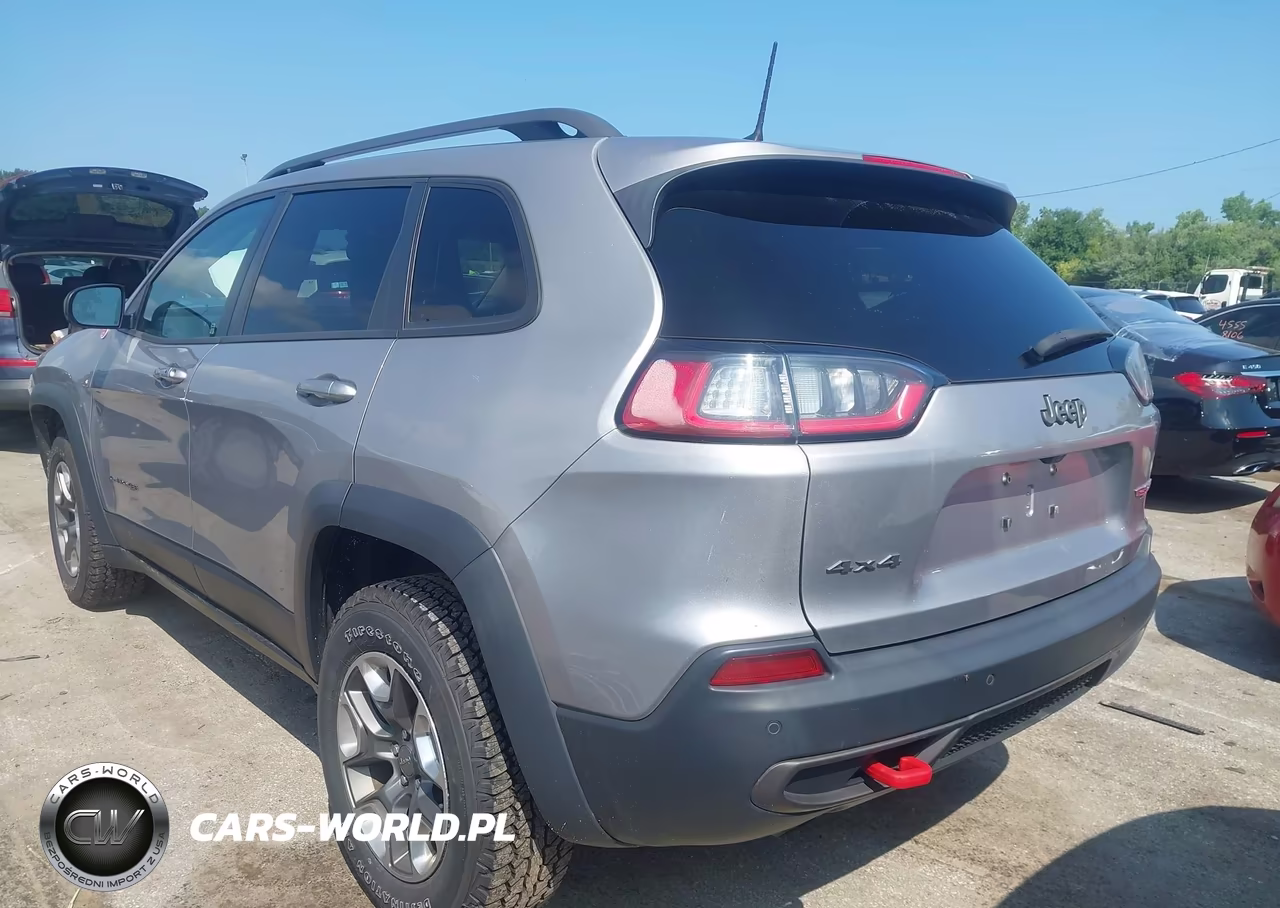 2019 Jeep Cherokee Trailhawk 4X4 VIN:1C4PJMBX7KD235942 - 3