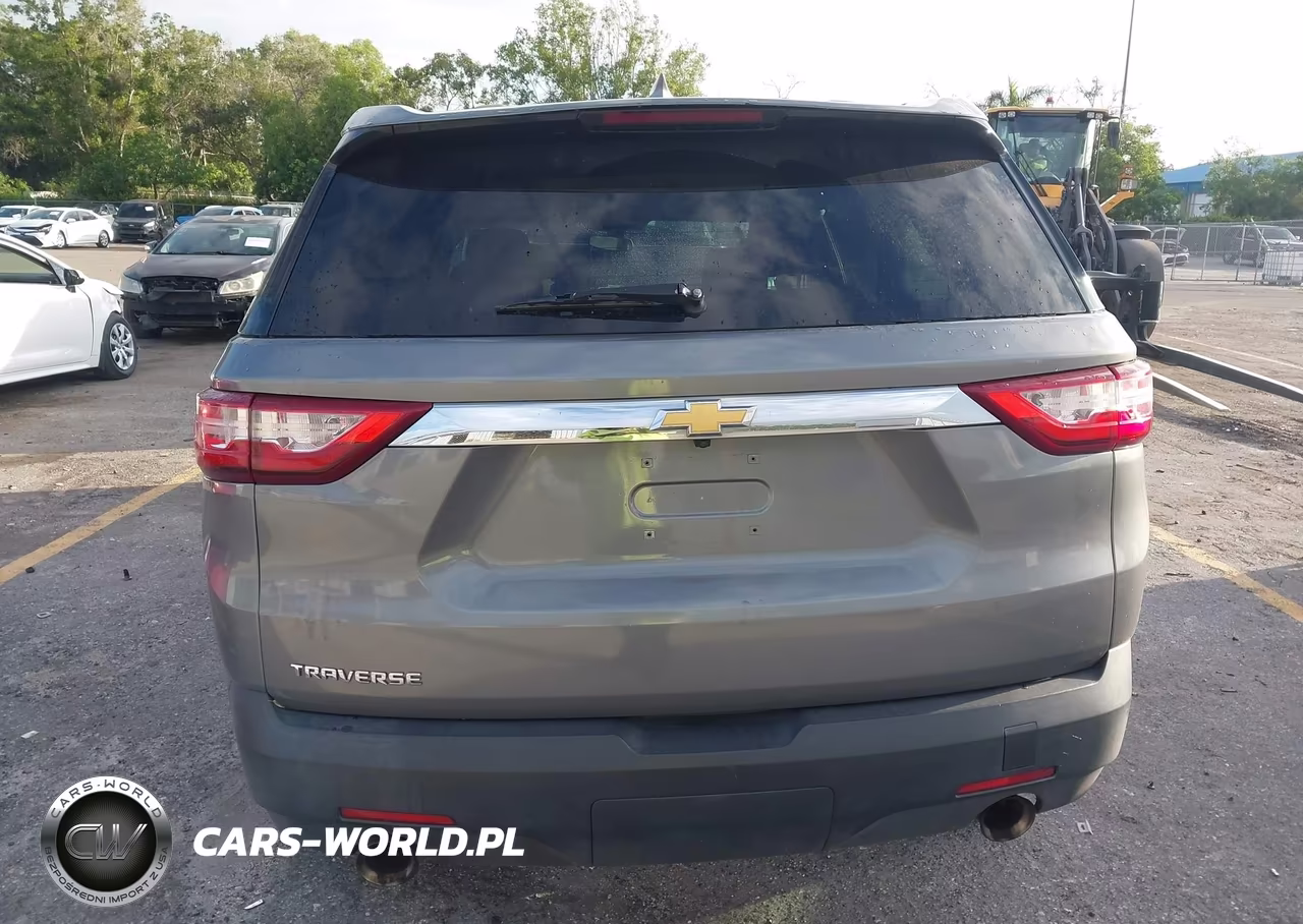 2018 Chevrolet Traverse Ls VIN:1GNERFKW8JJ245096 - 16