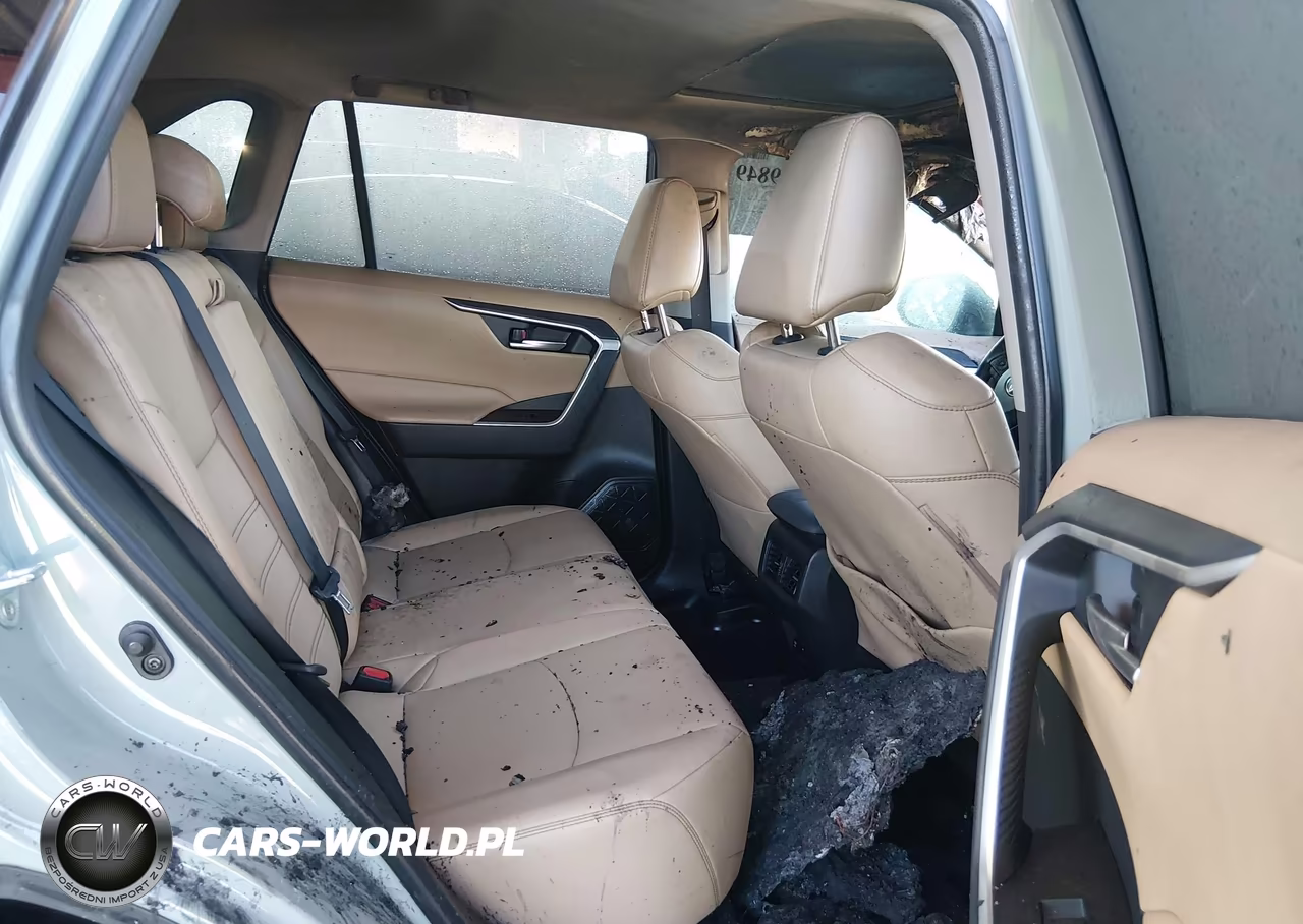 2021 Toyota Rav4 Xle Premium VIN:2T3C1RFV9MW161627 - 8