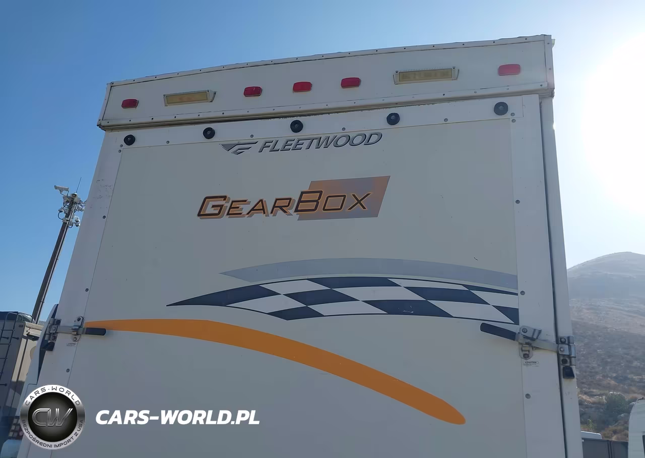 2005 Fleetwood Gearbox 335Fs VIN:4CE7F332851500673 - 17