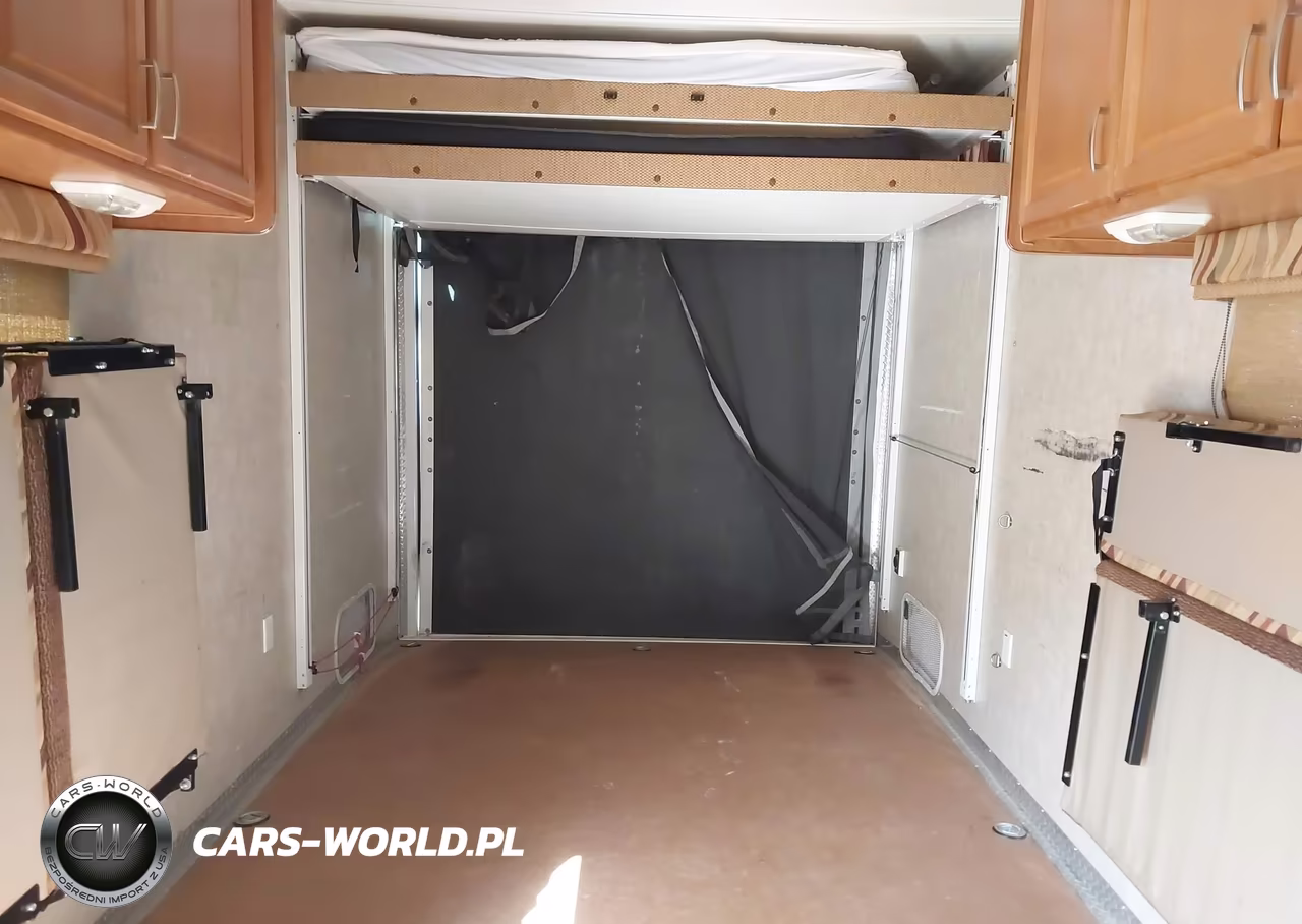 2005 Fleetwood Gearbox 335Fs VIN:4CE7F332851500673 - 8