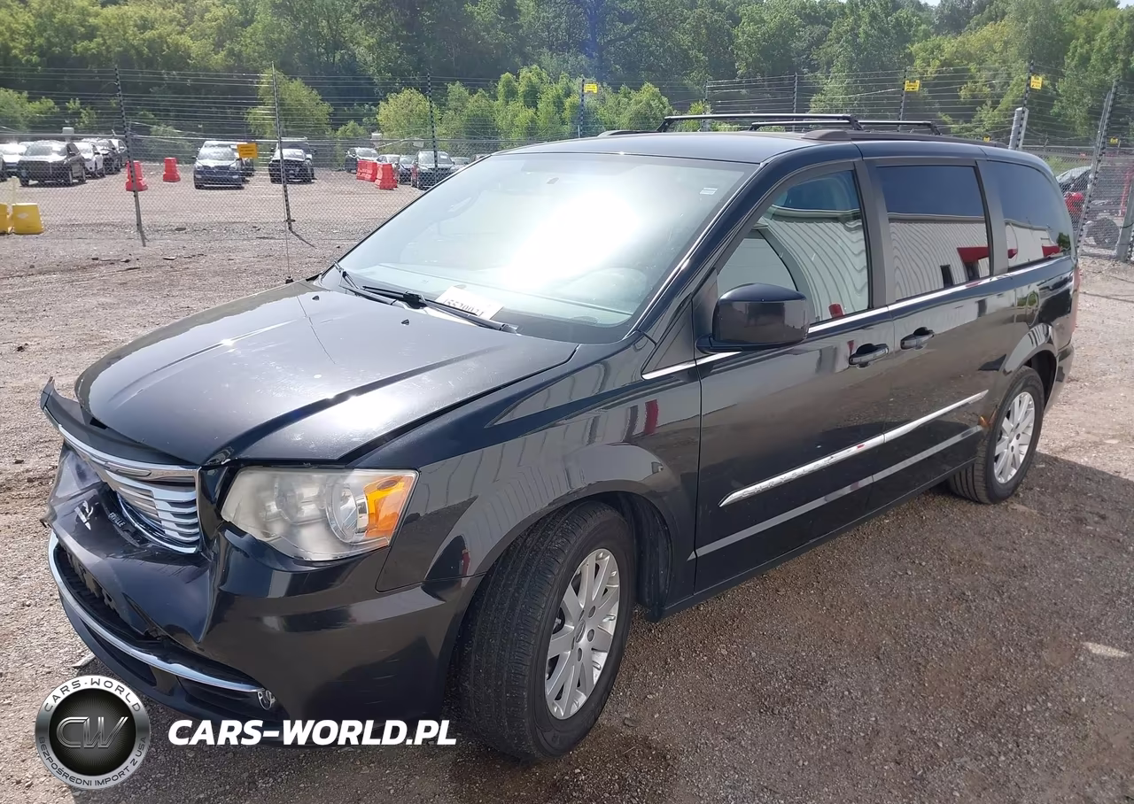 2015 Chrysler Town & Country Touring VIN:2C4RC1BG5FR520210 - 2
