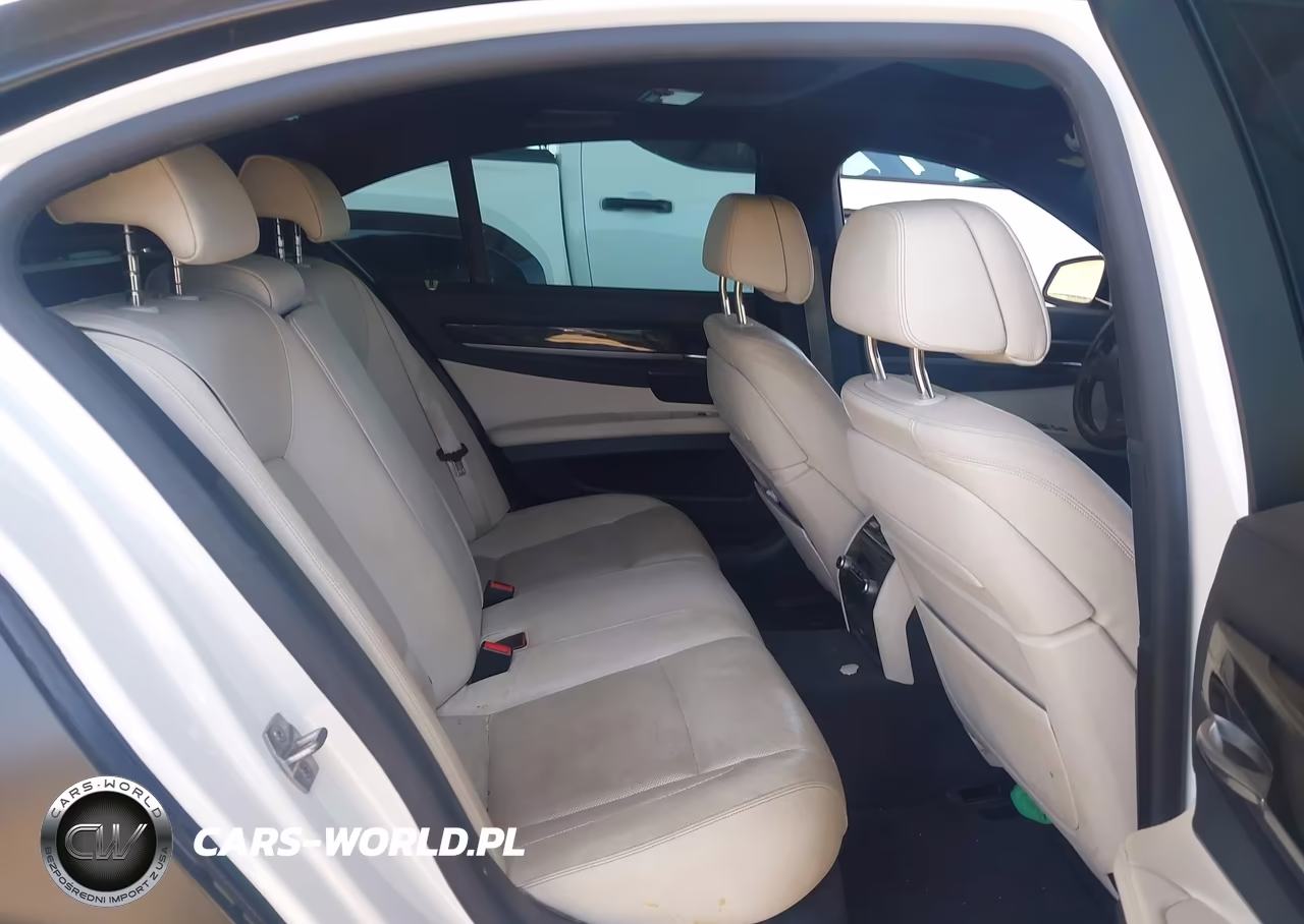 2015 BMW 740I VIN:WBAYA6C52FG273254 - 8
