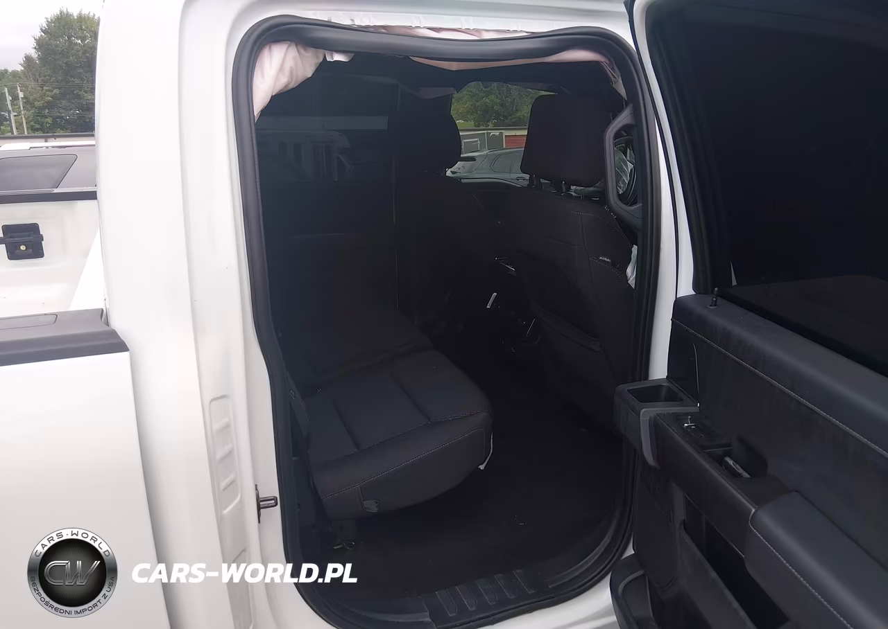 2023 Ford F-150 Xlt VIN:1FTFW1E86PFA54178 - 8