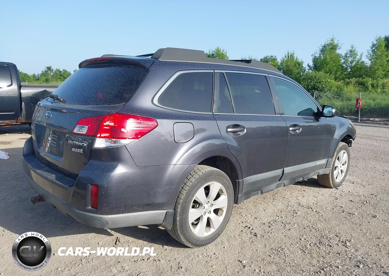 2012 Subaru Outback 2.5I Premium VIN:4S4BRBCCXC3270495 - 4