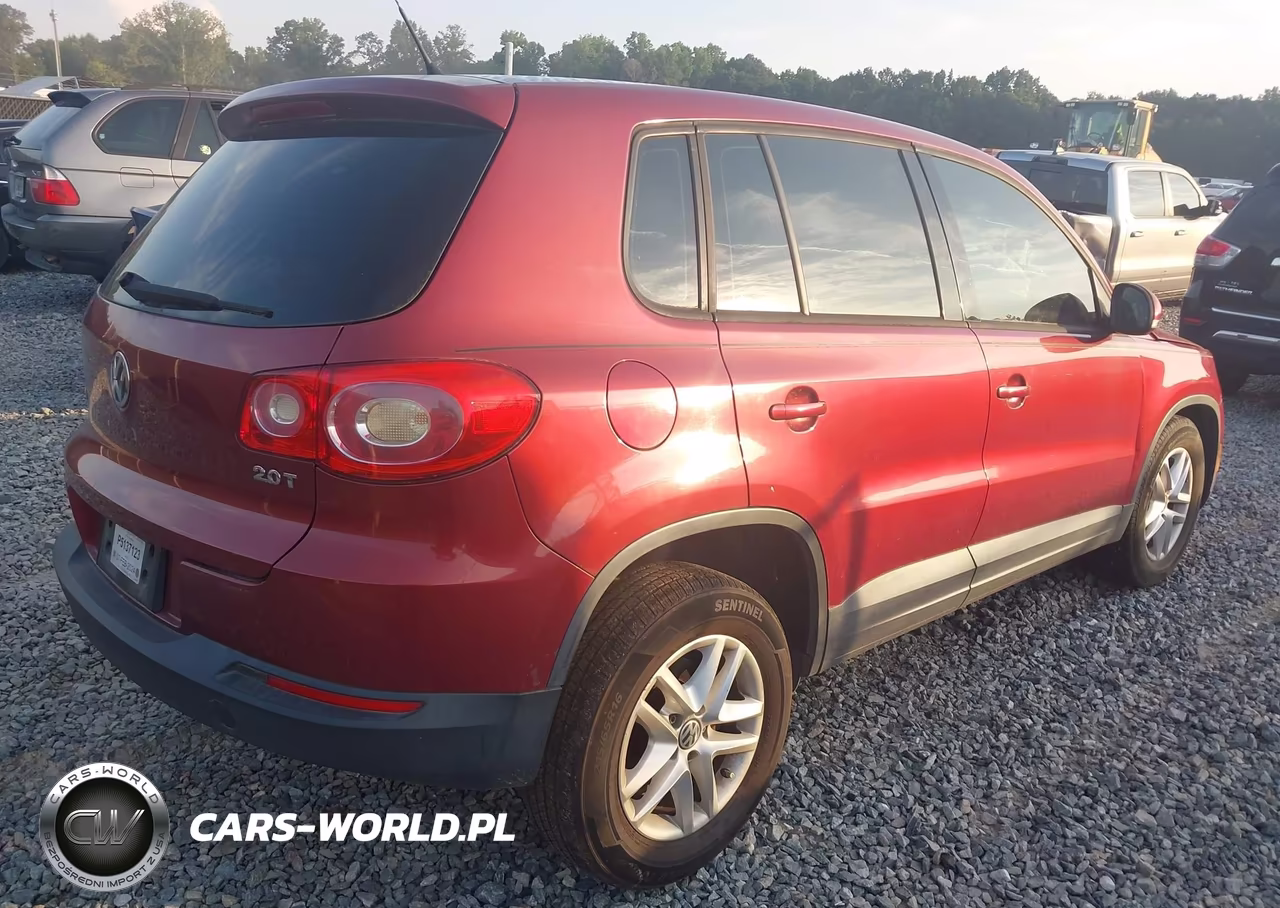 2011 Volkswagen Tiguan S VIN:WVGAV7AX4BW001531 - 4