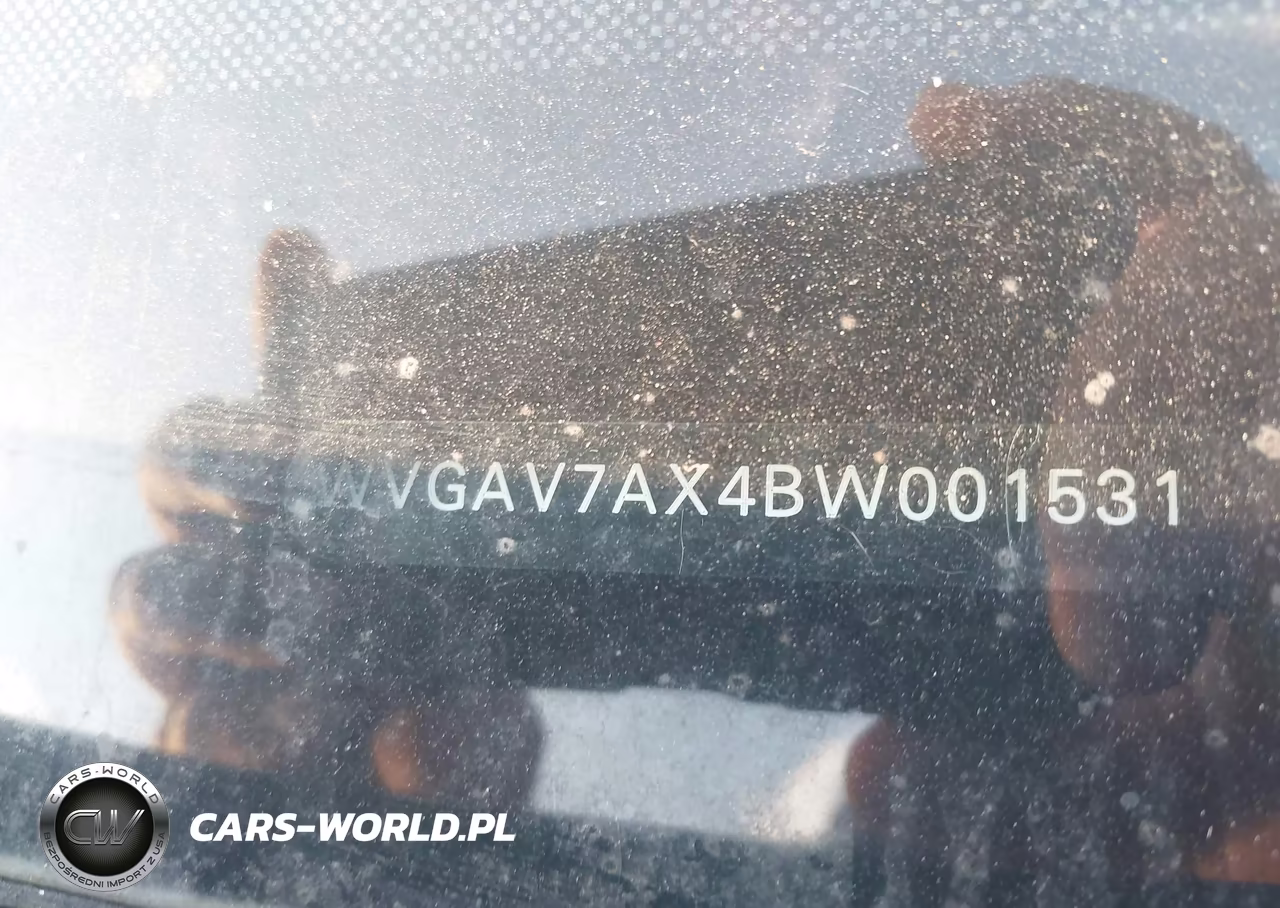 2011 Volkswagen Tiguan S VIN:WVGAV7AX4BW001531 - 9