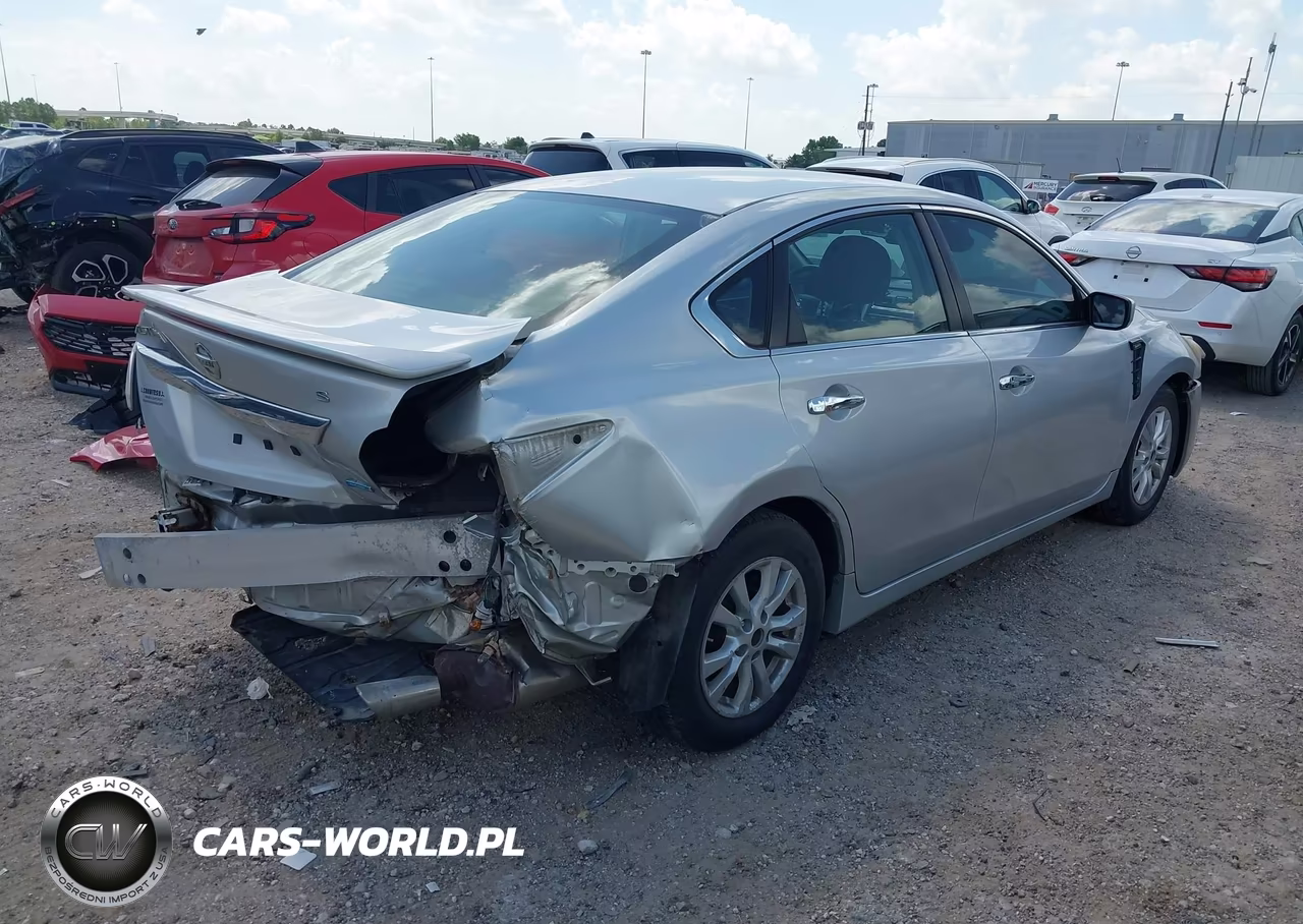 2014 Nissan Altima 2.5 S VIN:1N4AL3APXEN243520 - 4