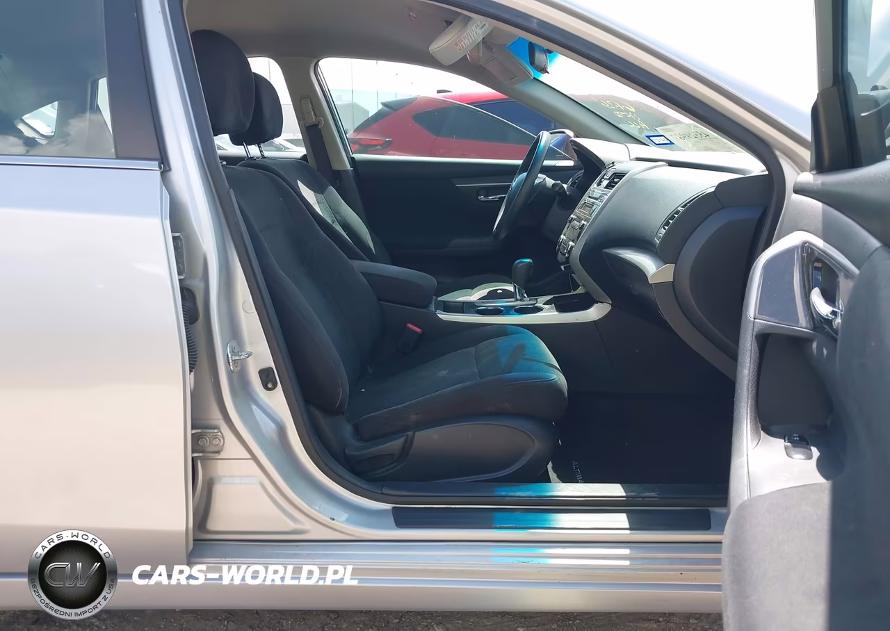 2014 Nissan Altima 2.5 S VIN:1N4AL3APXEN243520 - 5