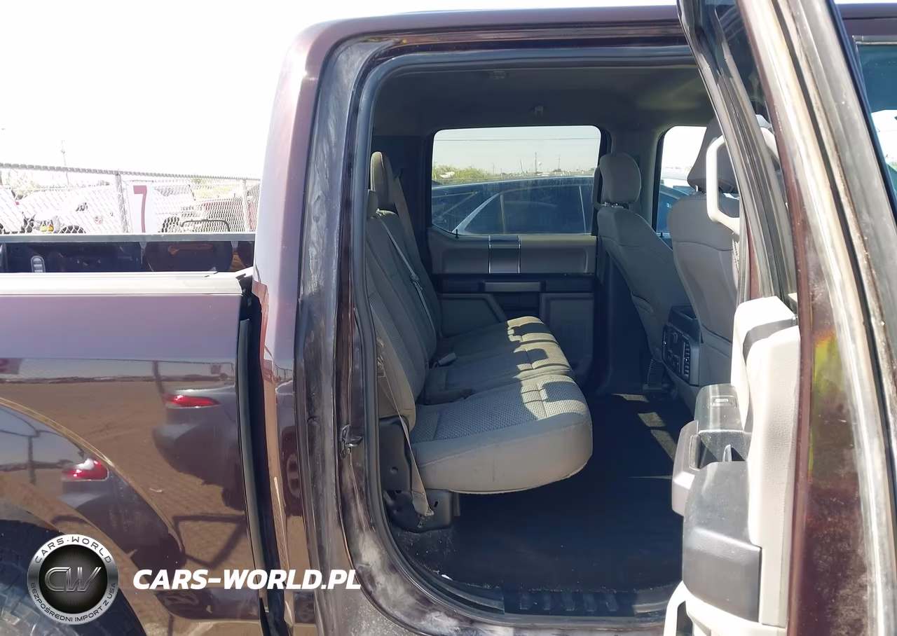 2018 Ford F-150 Xlt VIN:1FTEW1E51JKF50053 - 8