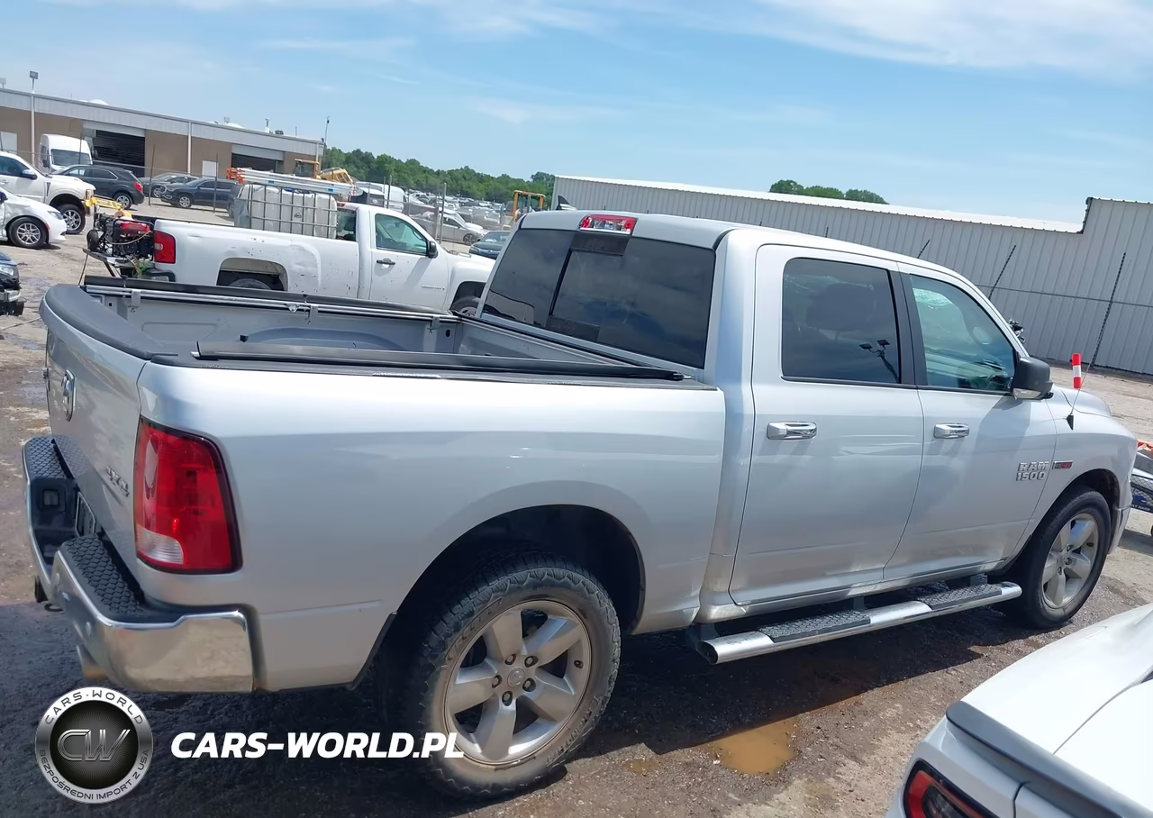 2015 Ram 1500 Big Horn VIN:1C6RR7LM0FS712243 - 13
