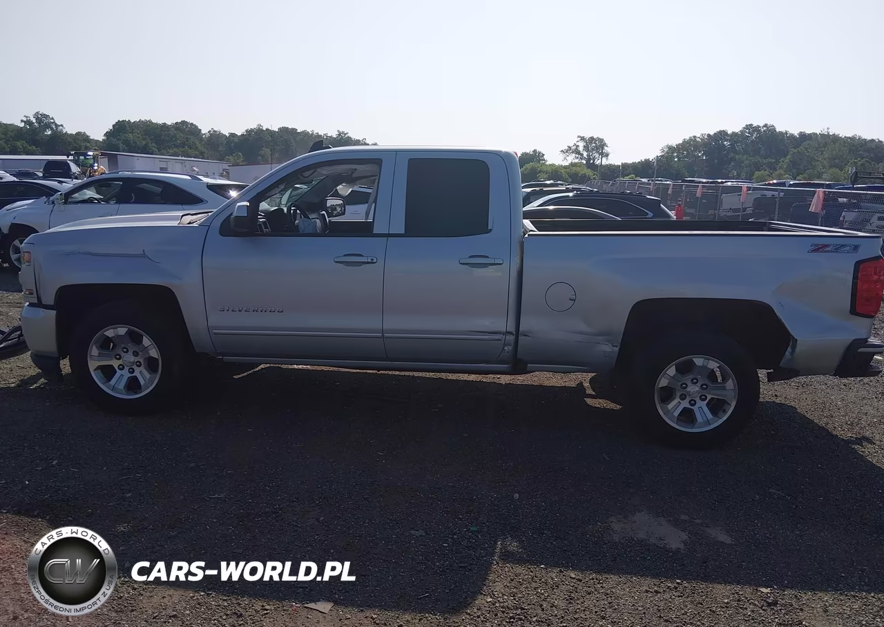 2017 Chevrolet Silverado 1500 2Lt VIN:1GCVKREC7HZ367217 - 14