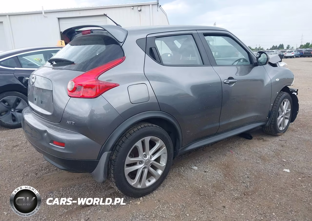 2011 Nissan Juke S VIN:JN8AF5MV3BT025051 - 4