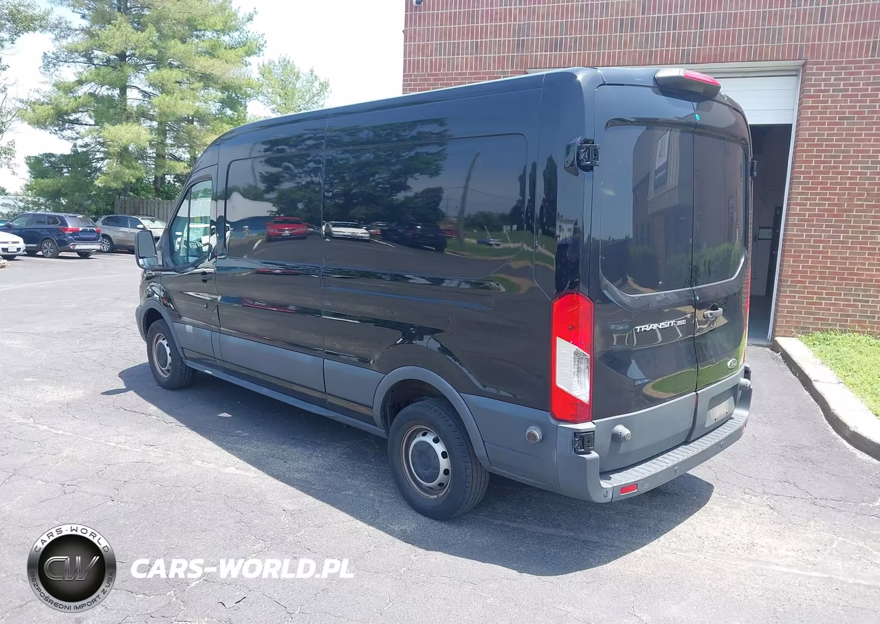 2018 Ford Transit-350 VIN:1FTBW2CM8JKA00044 - 3