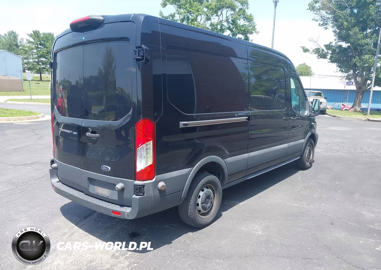 2018 Ford Transit-350 VIN:1FTBW2CM8JKA00044 - 4