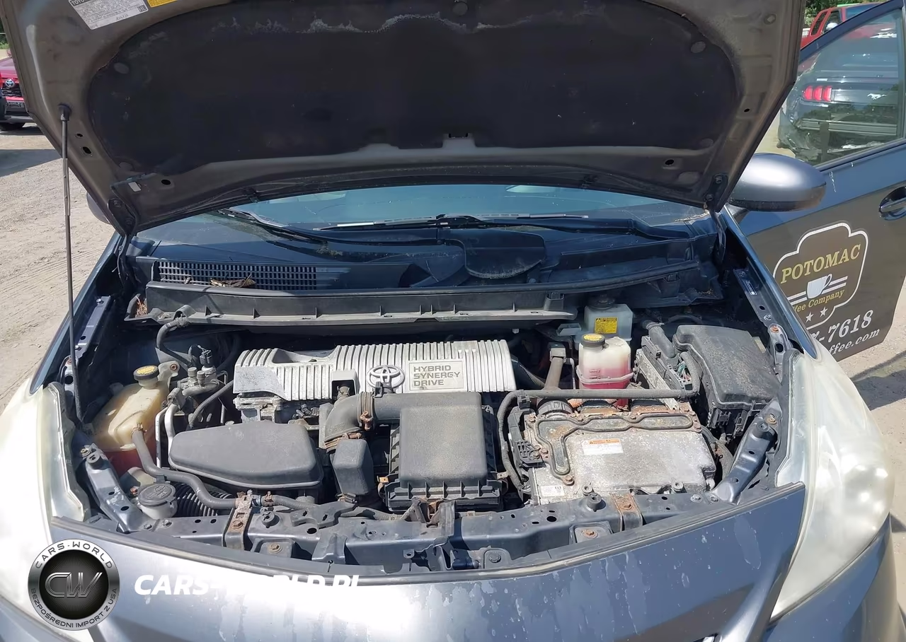 2012 Toyota Prius V Three VIN:JTDZN3EU1C3182414 - 10