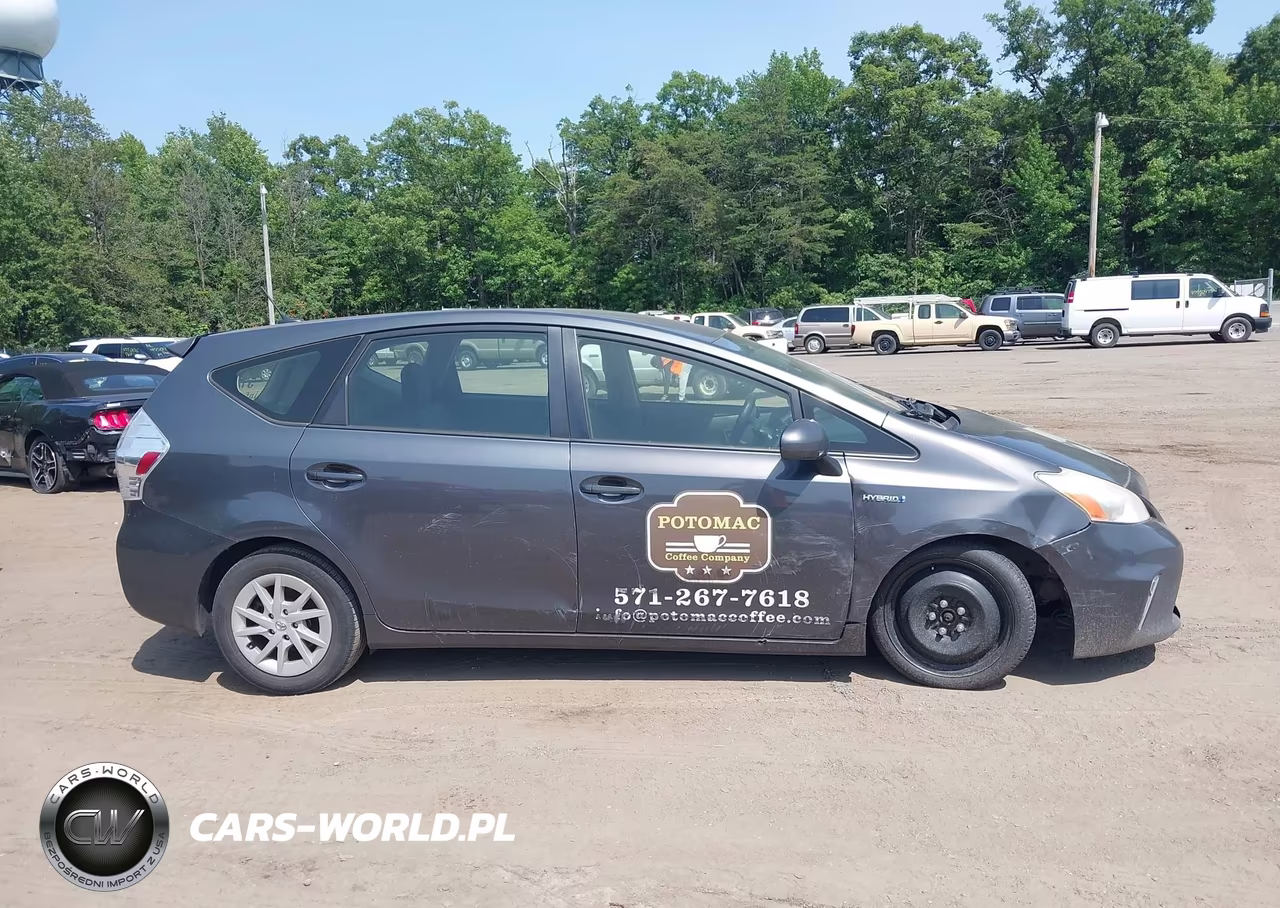 2012 Toyota Prius V Three VIN:JTDZN3EU1C3182414 - 13