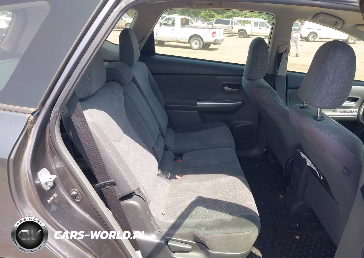 2012 Toyota Prius V Three VIN:JTDZN3EU1C3182414 - 8