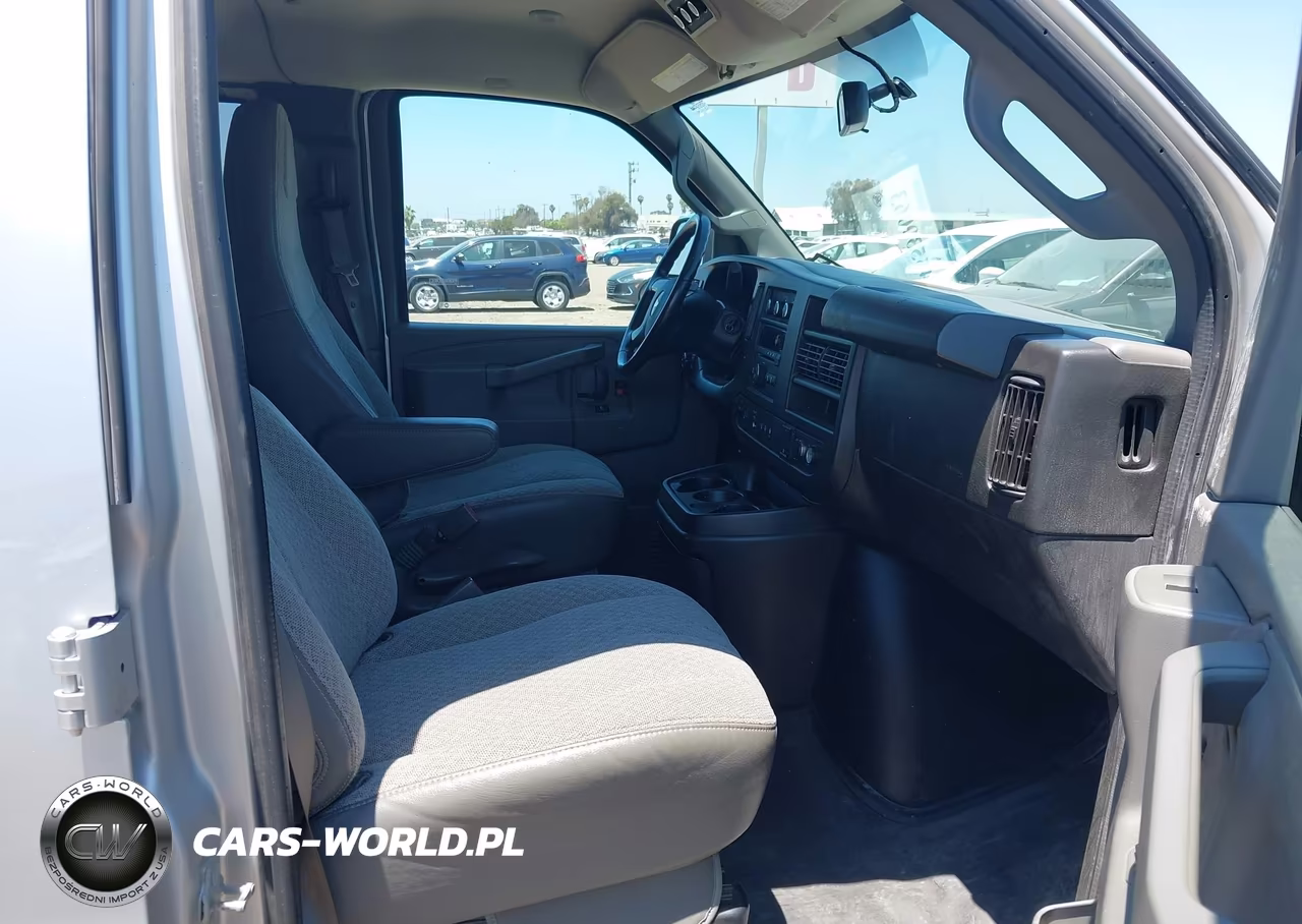 2019 Chevrolet Express 2500 Ls VIN:1GAWGEFG1K1287880 - 5