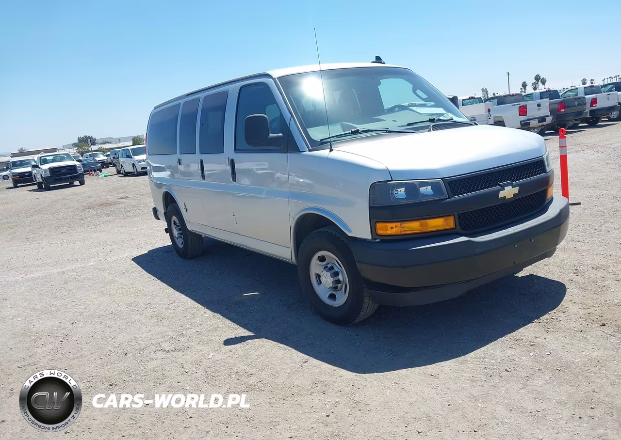2019 Chevrolet Express 2500 Ls – zdjęcie 1 z 17